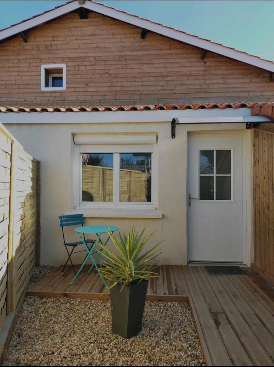 Parentale Equipee En Rez-de-jardin * Le Haillan